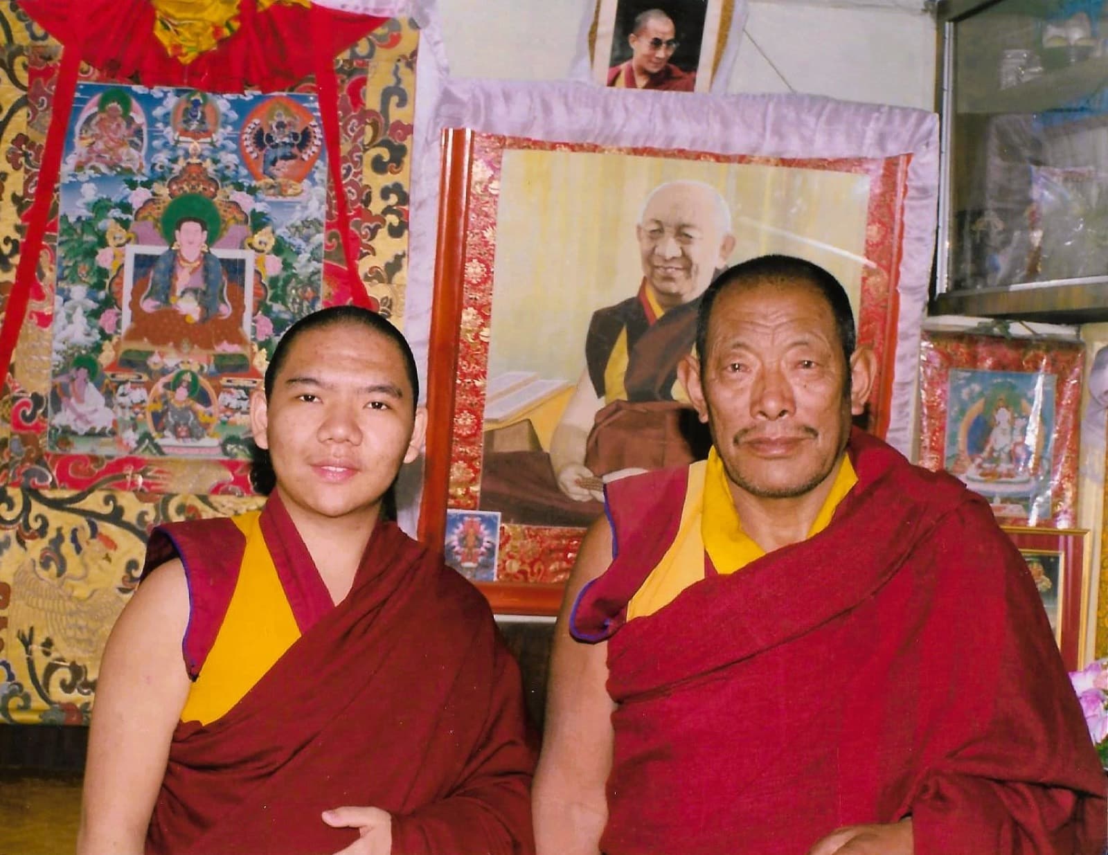 A moment from H.E Serkong Tsenshap Rinpoche’s journey (11 of 24)