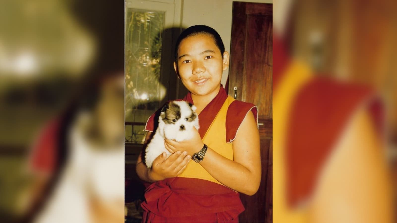 A moment from H.E Serkong Tsenshap Rinpoche’s journey (17 of 24)