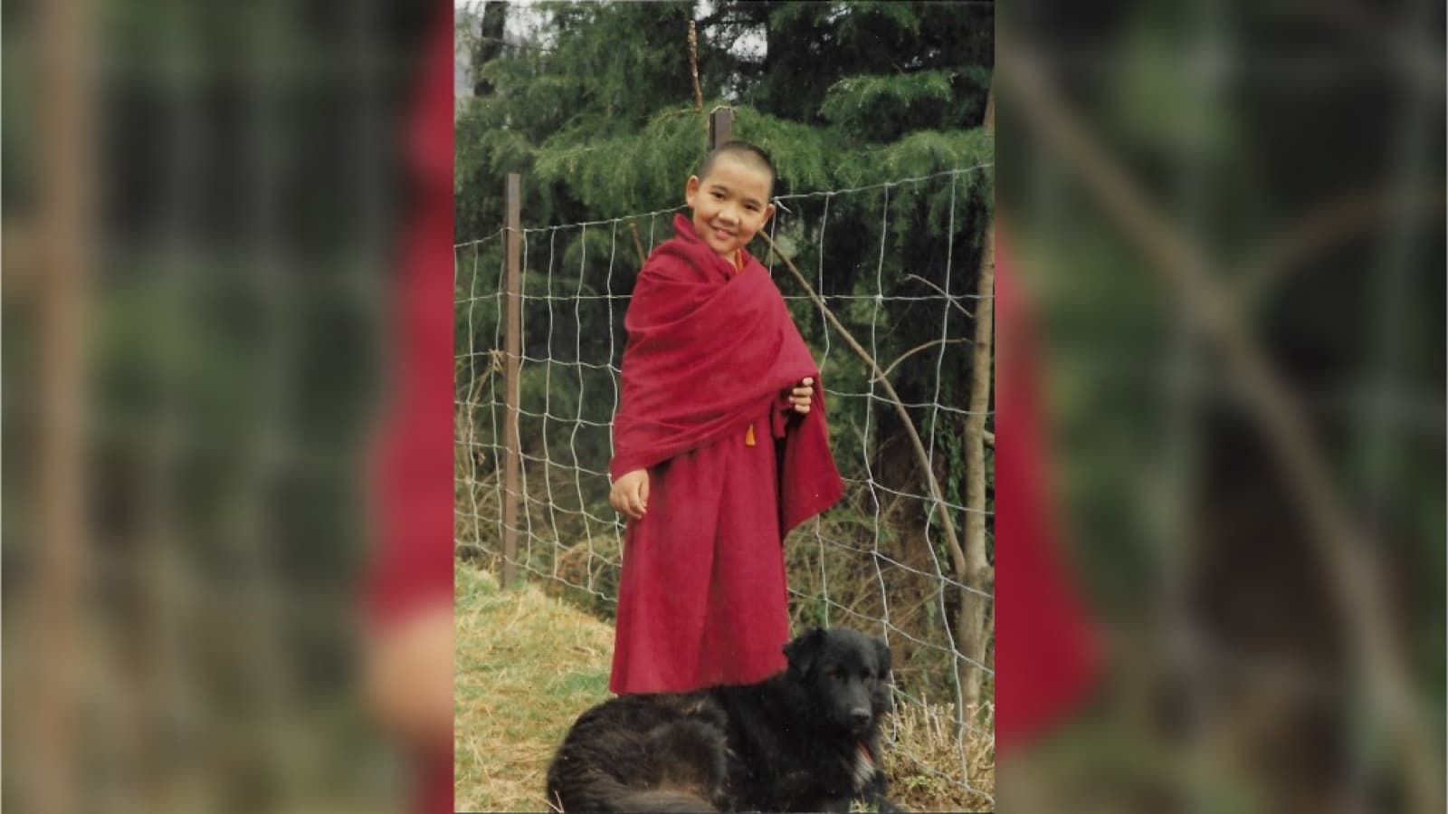 A moment from H.E Serkong Tsenshap Rinpoche’s journey (18 of 24)