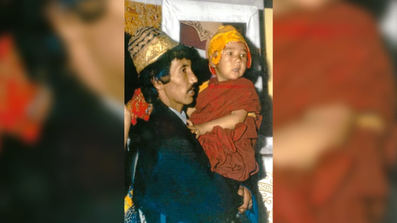 A moment from H.E Serkong Tsenshap Rinpoche’s journey (19 of 24)